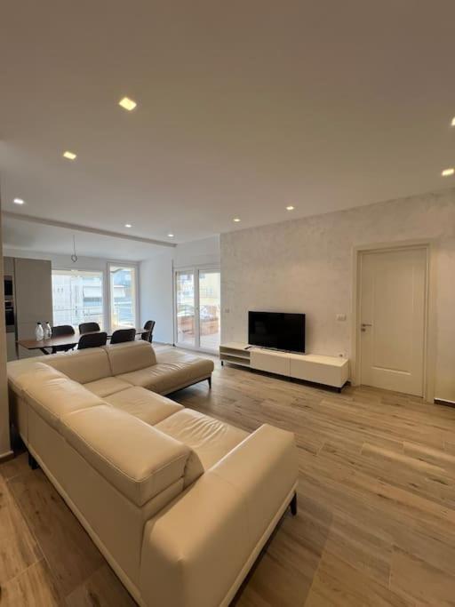 Seaside 2br Appartamento *