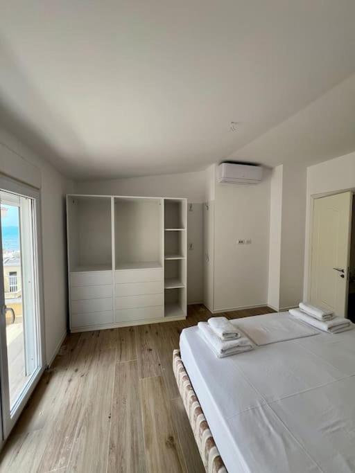 Seaside 2br *